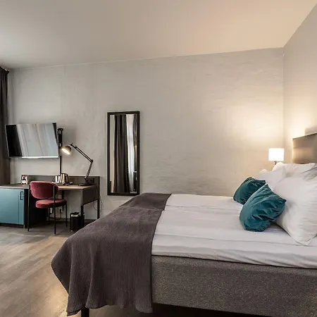 클라리온 애드미럴 호텔