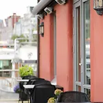 Clarion Admiral Hotel