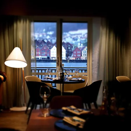 克拉丽奥艾德莫洛酒店 4* 卑爾根