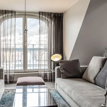 كلاريون ادميرال 4*