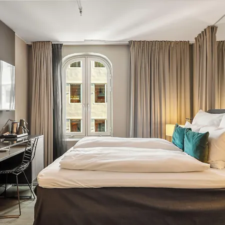 Clarion Admiral Hotell 4*