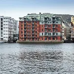 Otel Clarion Admiral